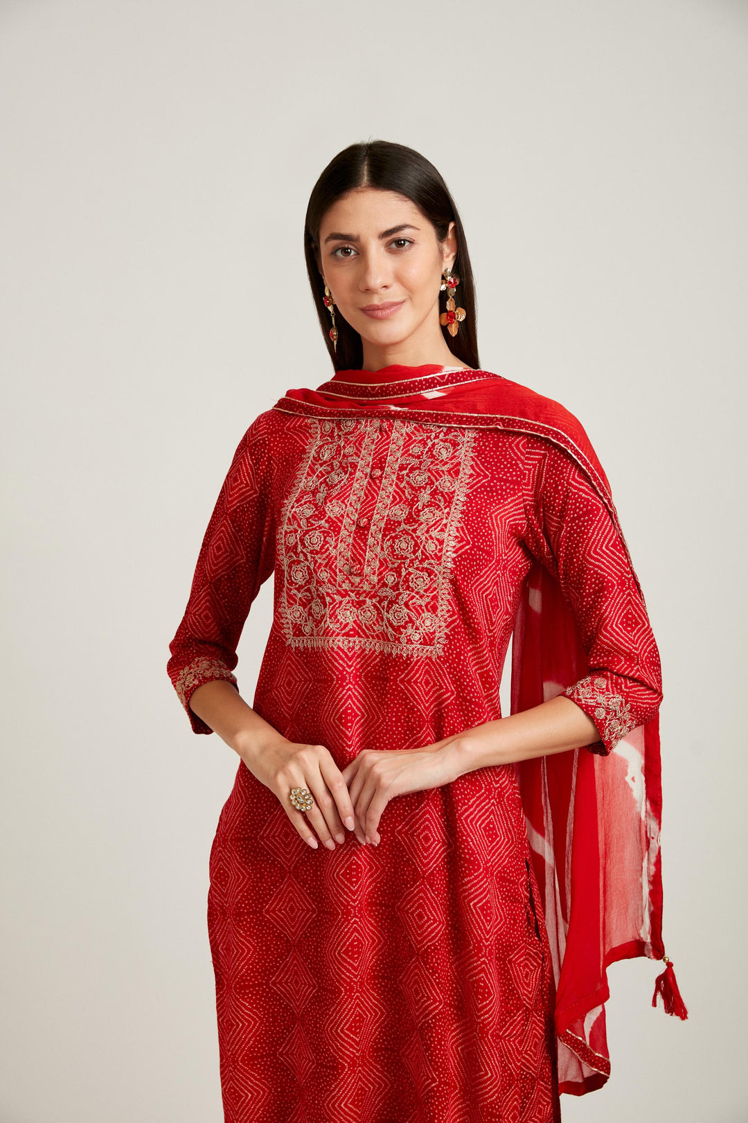 Neerus Red rayon printed kurta set salwar kameez - side view
