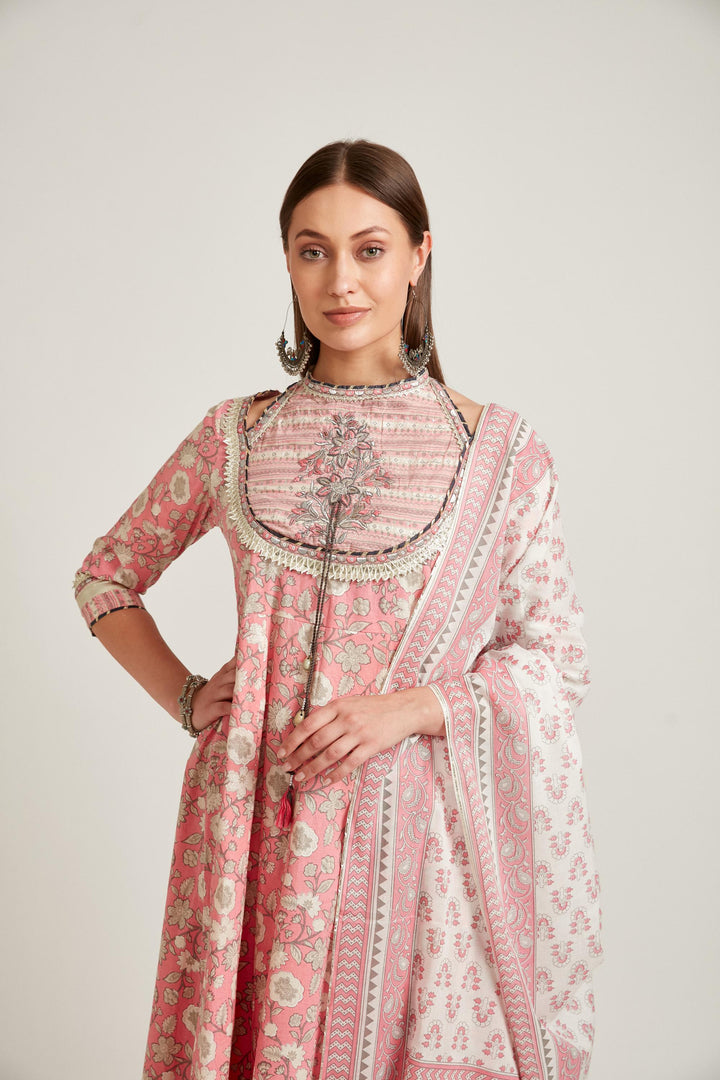 Neerus Pink Color Cotton Fabric Salwar Kameez
