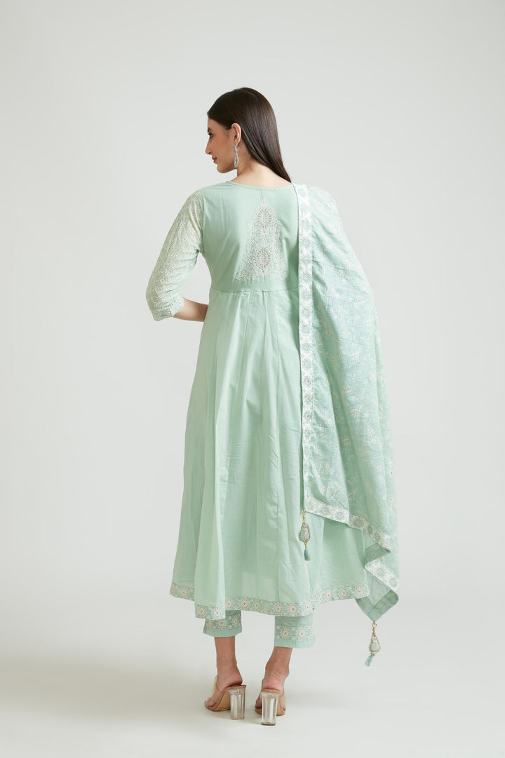 Neerus Green cotton kurta set - detail view 1