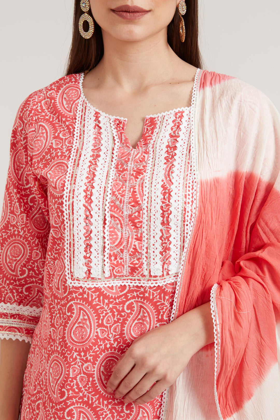 Neerus Pink cotton printed suit set - side view