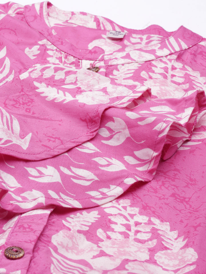 Neerus Pink shantoon printed kurti - detail view 5