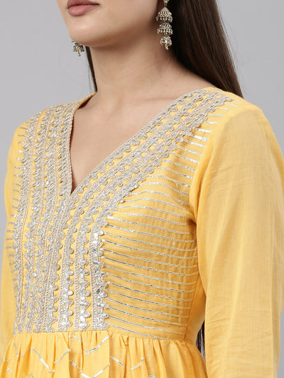 Neeru'S Yellow Color Cotton Fabric Kurta