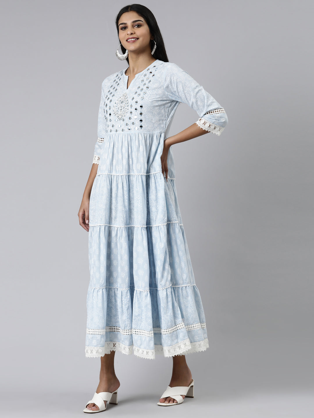 Neerus Green cotton printed straight kurti - back view