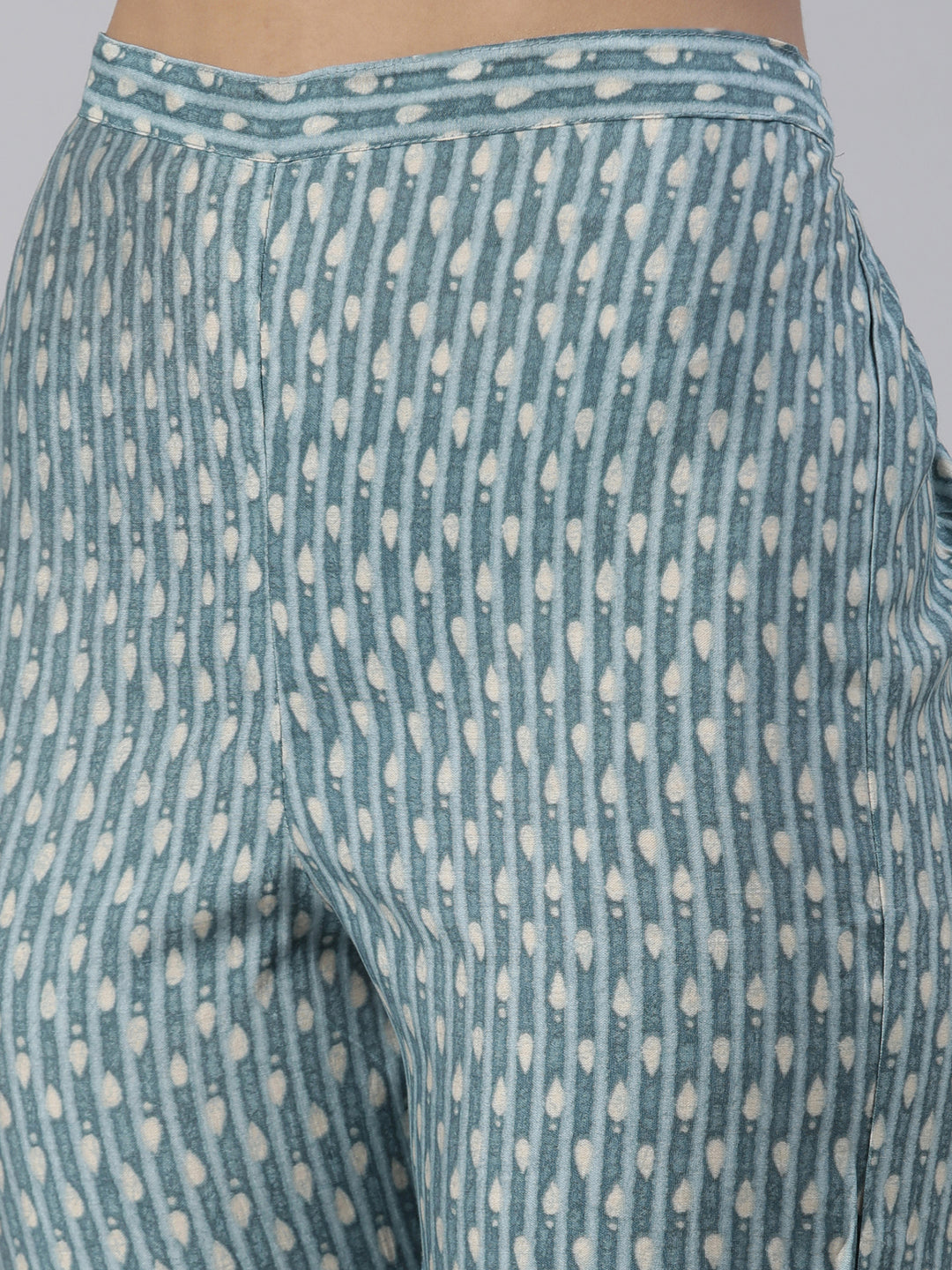 Neerus Sea Green Regular Knee Length Printed Kurta Printed Trousers With Dupatta