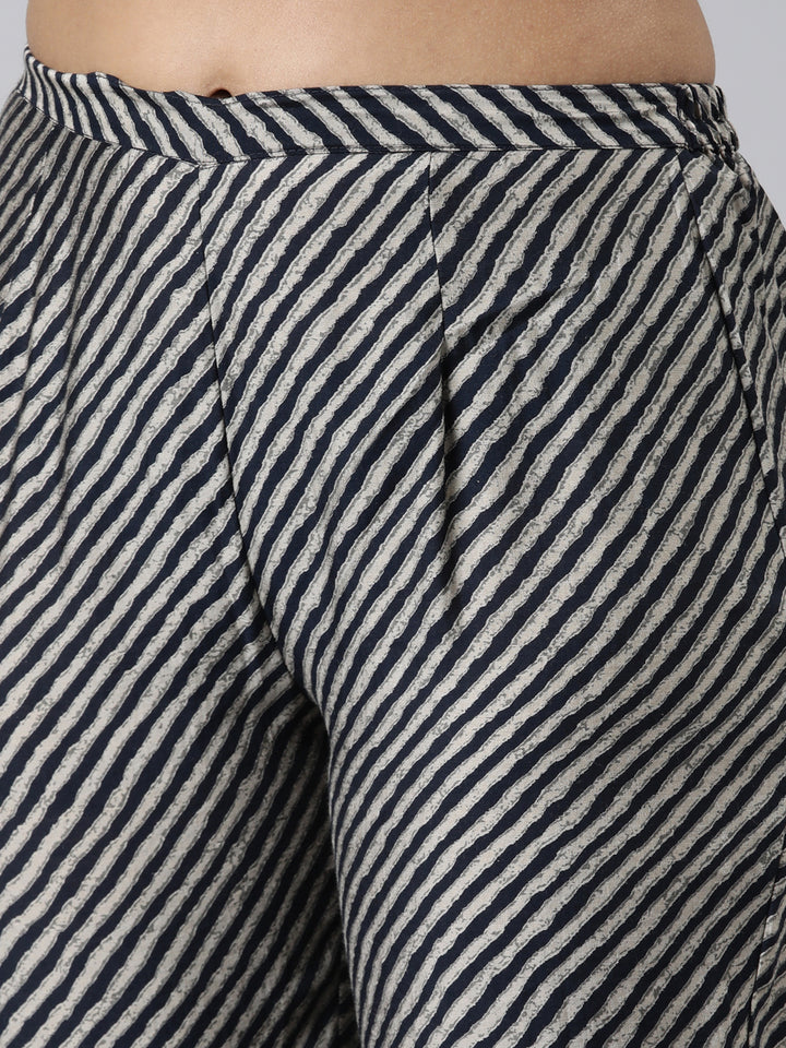 Neerus Blue Viscose Rayon Printed Kurta Set with Trouser and Dupatta - detail view 2