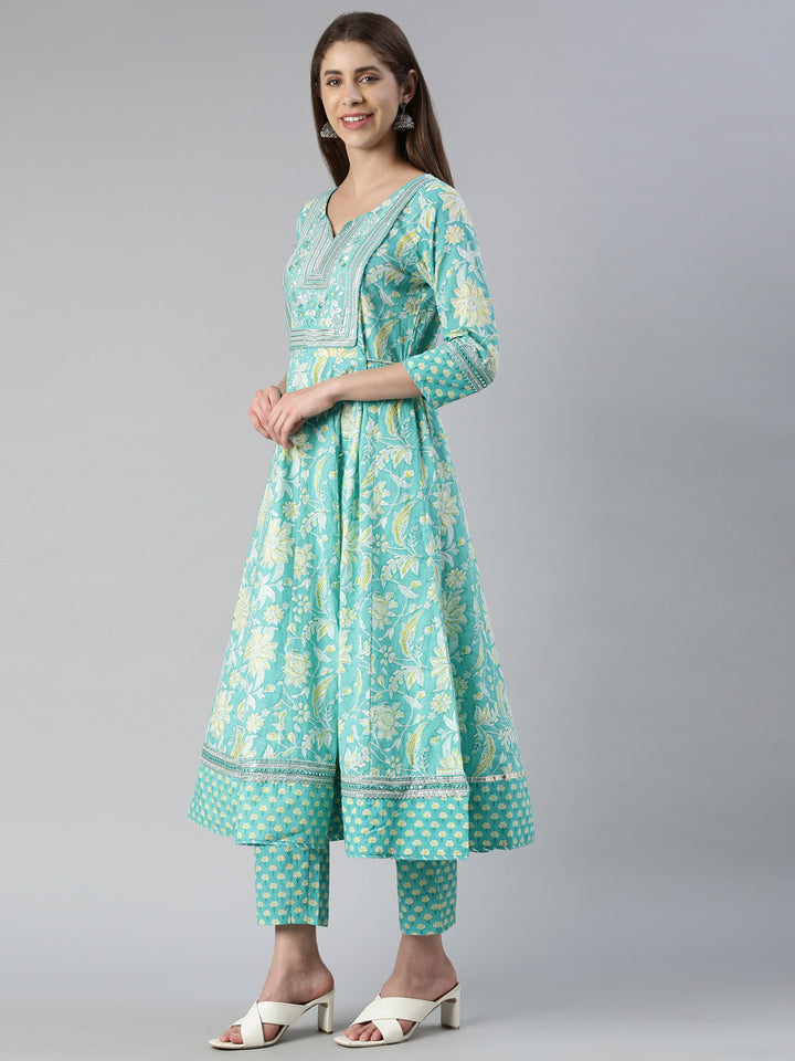 Neerus Green printed straight suit set with dupatta - back view