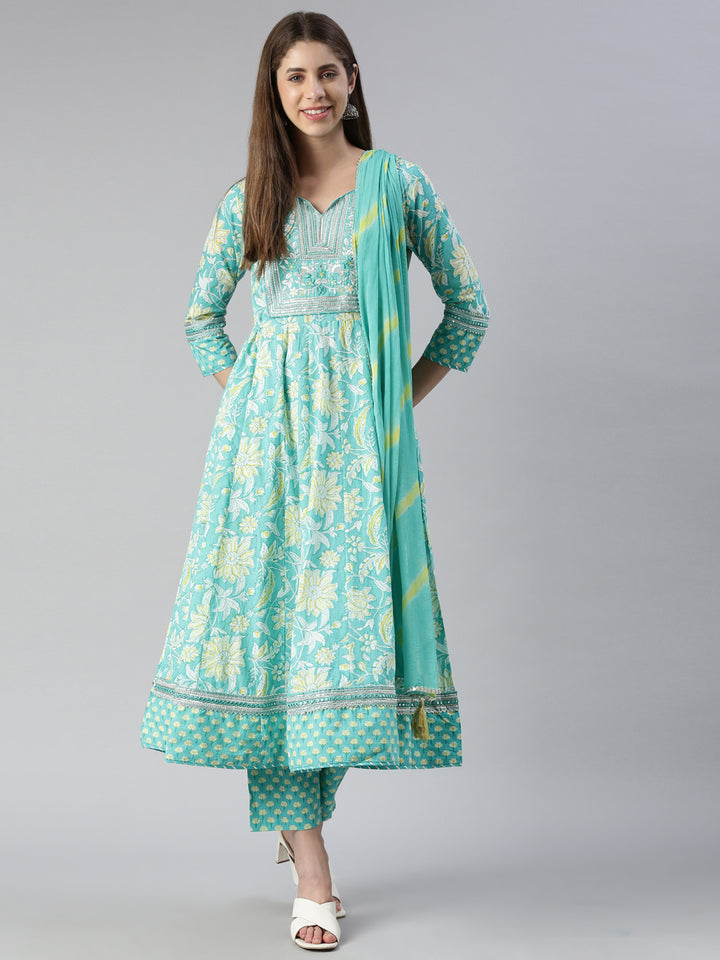 Neerus Green printed straight suit set with dupatta - detail view 2