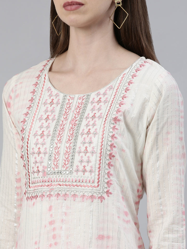 Neerus Pink cotton printed kurta set with trouser and dupatta - detail view 1