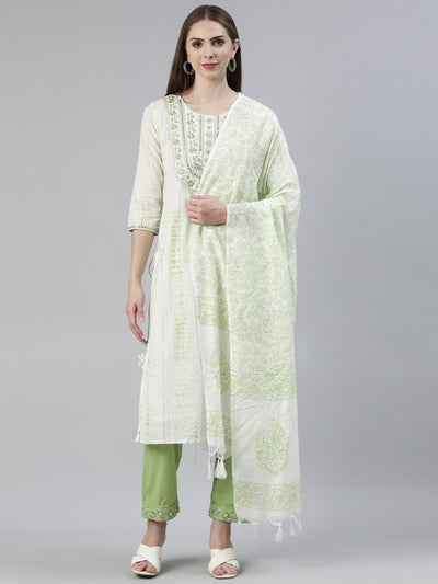 Neerus Green Regular Knee Length Printed Kurta Solid Trousers With Dupatta
