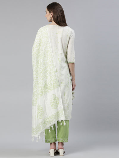 Neerus Green Regular Knee Length Printed Kurta Solid Trousers With Dupatta