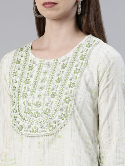 Neerus Green Regular Knee Length Printed Kurta Solid Trousers With Dupatta