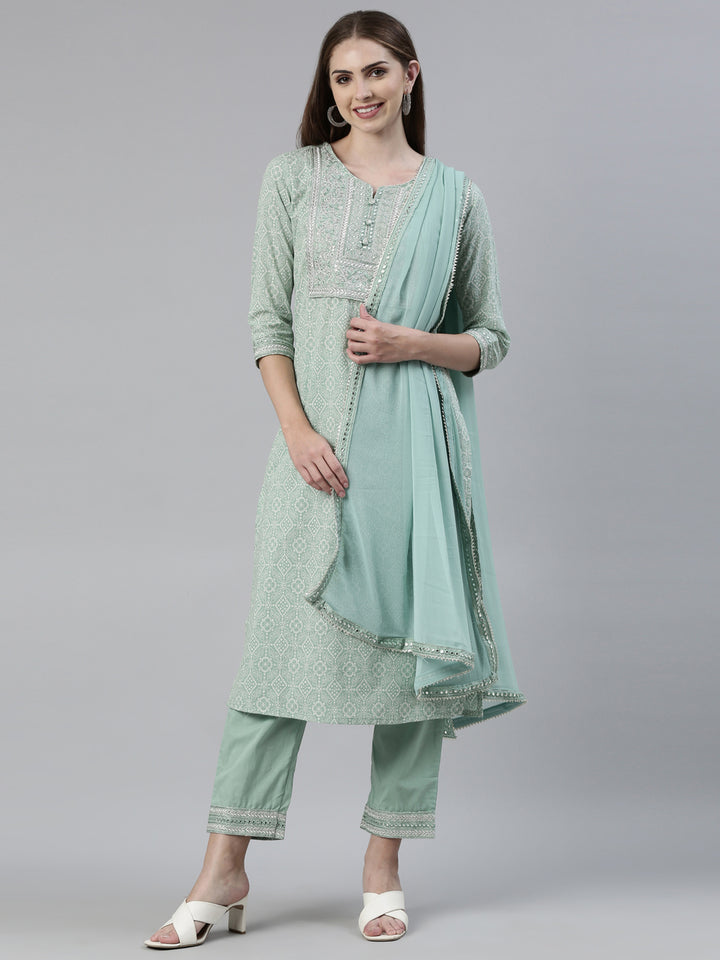 Neerus Green Regular Knee Length Printed Kurta Solid Trousers With Dupatta