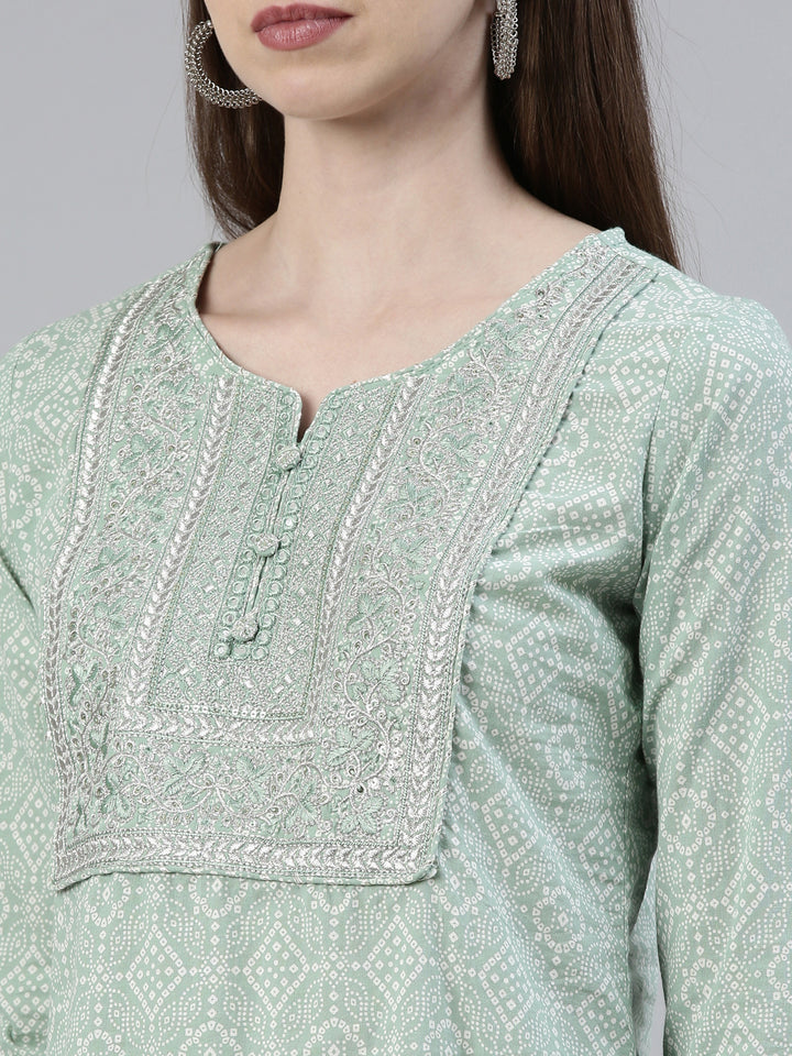 Neerus Green Regular Knee Length Printed Kurta Solid Trousers With Dupatta