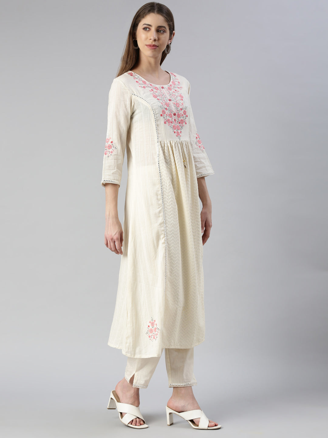 Neerus White embroidered kurta set with trouser and dupatta - back view