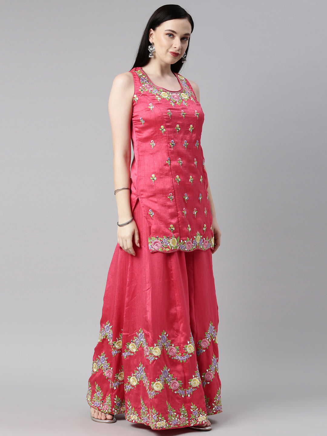 Neerus Pink silk kurta set - detail view 3