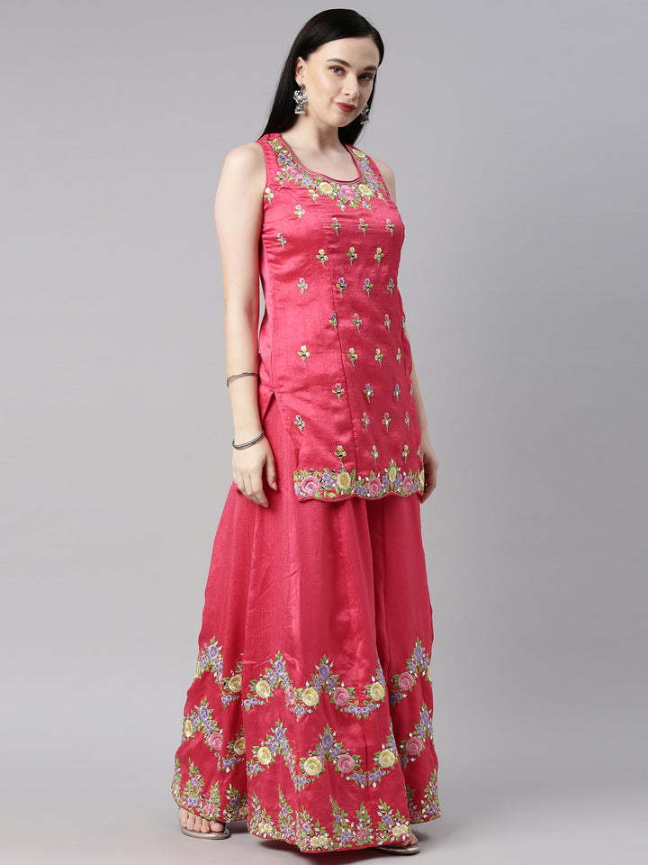 Neerus Pink silk kurta set - detail view 3