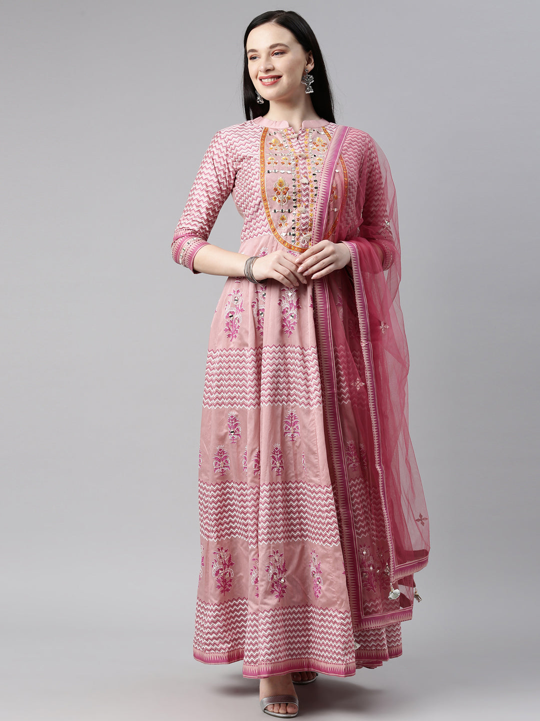 Neeru'S pink color, chanderi fabric kurta set