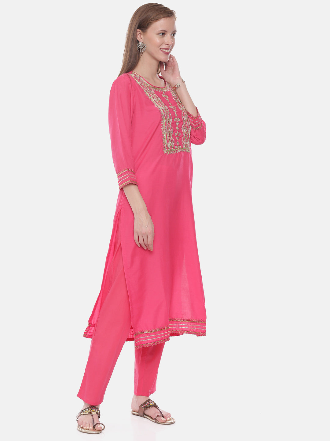 Neerus Pink muslin printed suit set - detail view 2