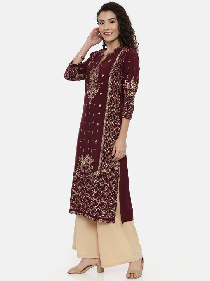 Neerus Maroon rayon printed straight kurta - side view