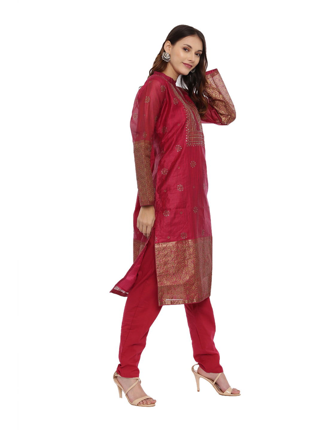 Neerus Maroon Embellished Kurta With Salwaar & Dupatta