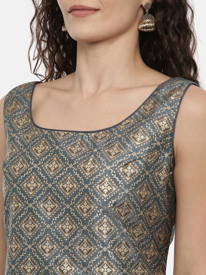 Neerus Green printed suit pant set - detail view 2