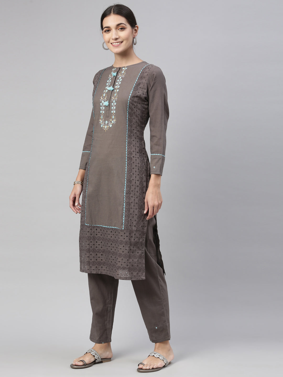 Neeru's Grey Color Cotton Fabric Kurta Set