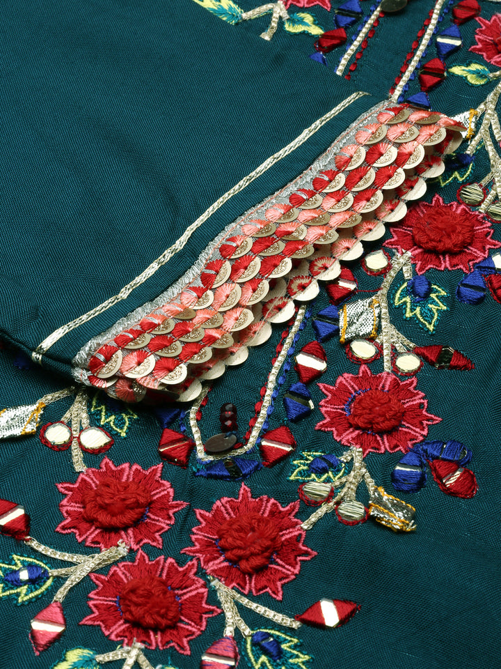 Neerus Green Straight Regular Shantoon Kurta