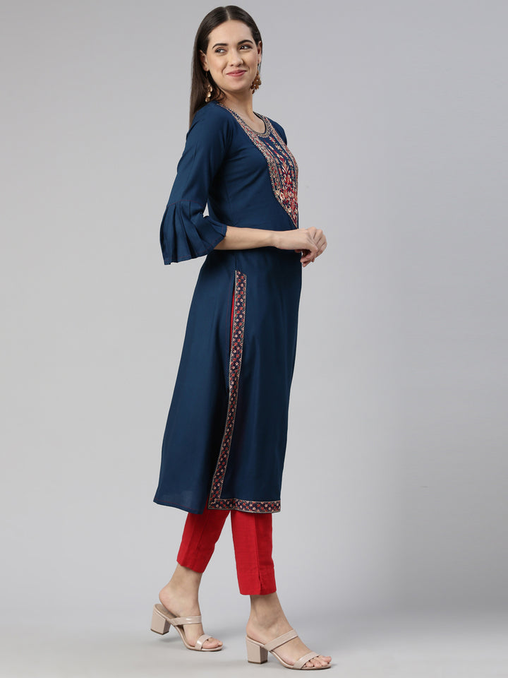 Neerus Green cotton printed straight kurti with yoke design - back view