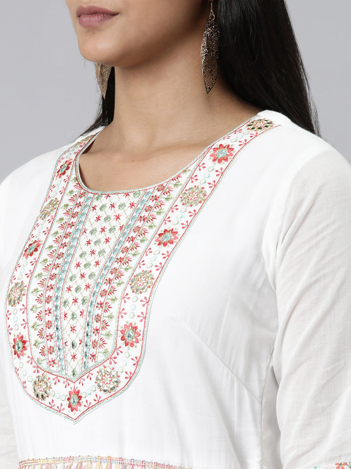 Neerus White viscose rayon printed A-Line kurti - detail view 2