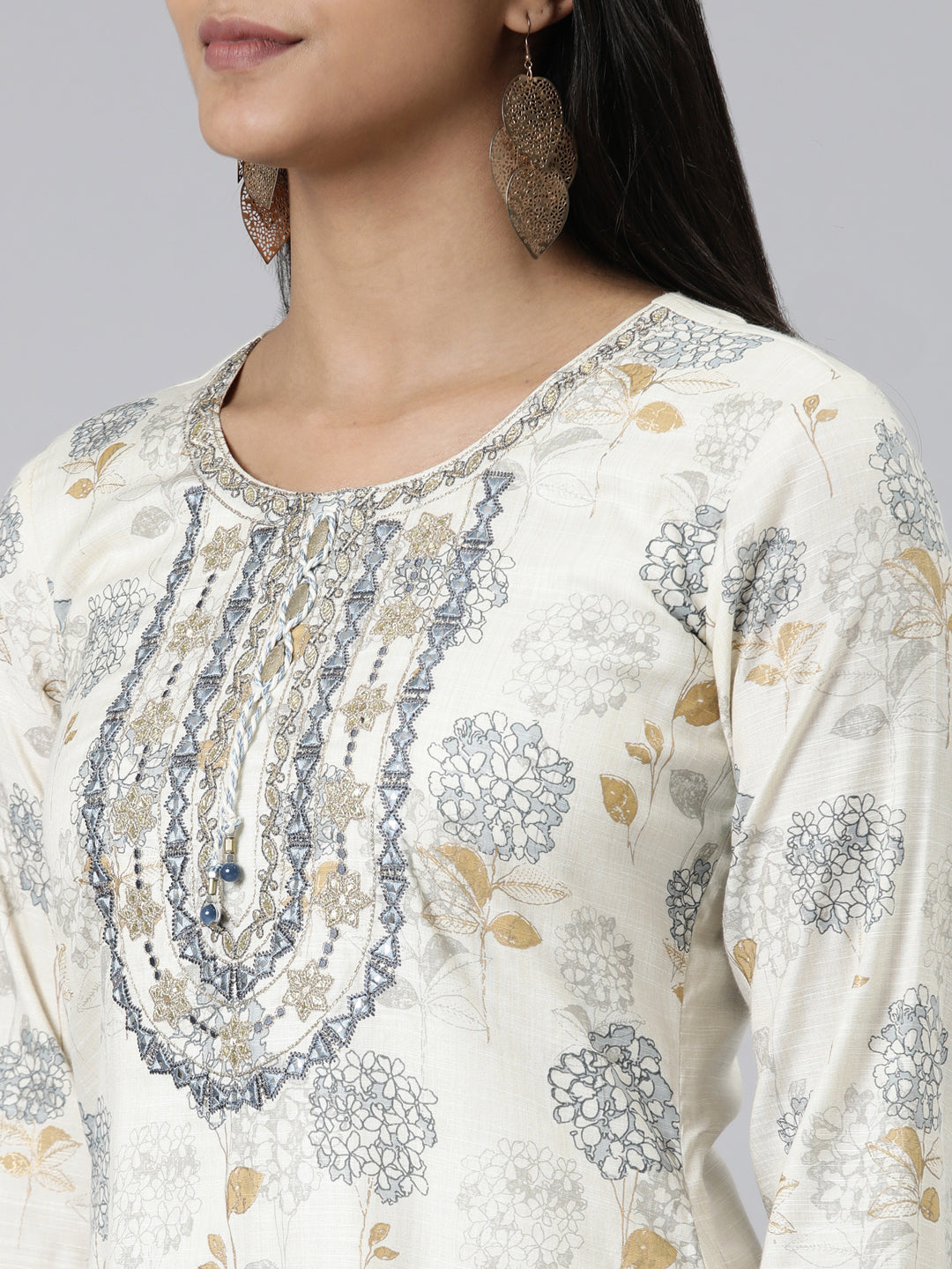 Neerus Cream Straight Printed Viscose Rayon Kurtas