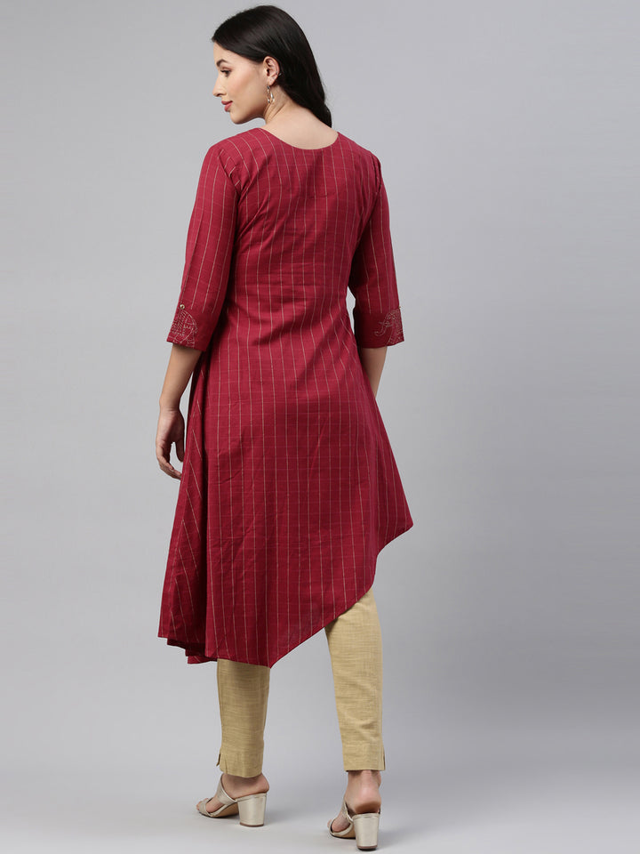 Neerus Maroon rayon solid kurti - detail view 2