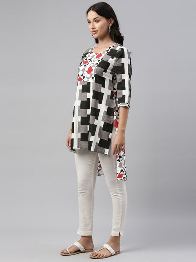 Neeru's Black Color Slub Cotton Fabric Tunic