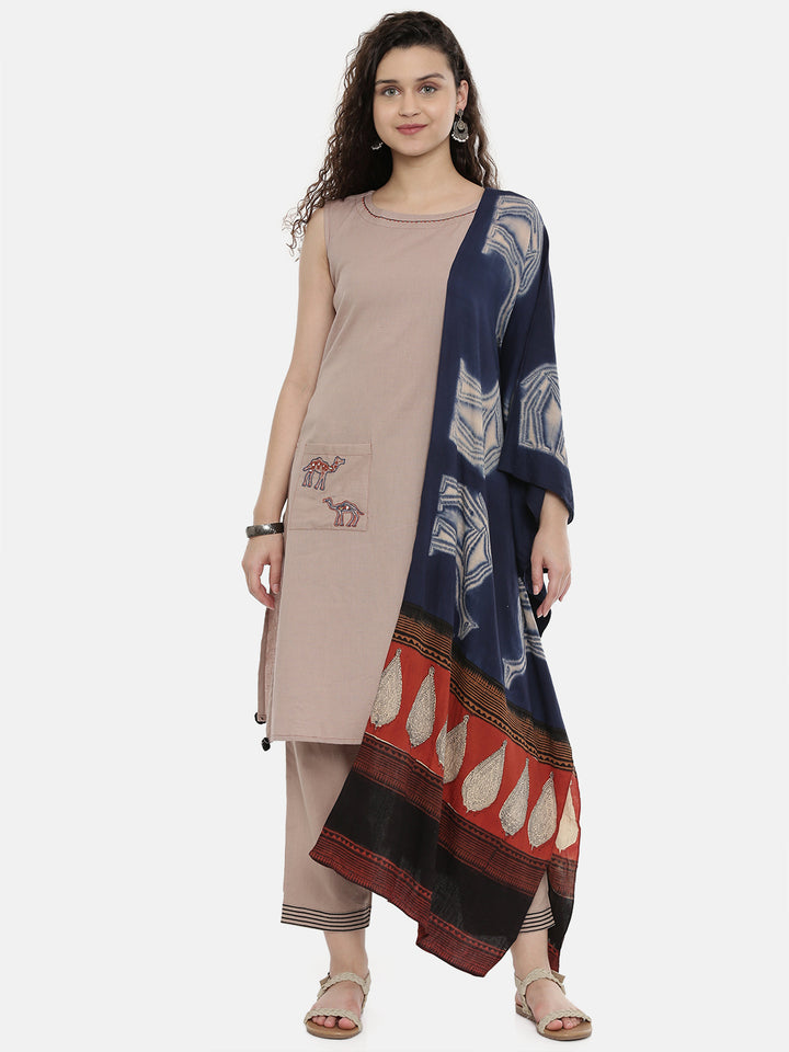Neerus Mauve Embroidered Straight Kurta