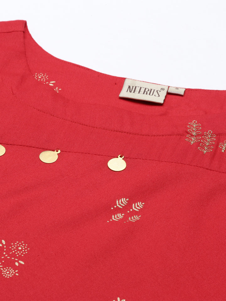 Neerus Red rayon solid kurti - detail view 5