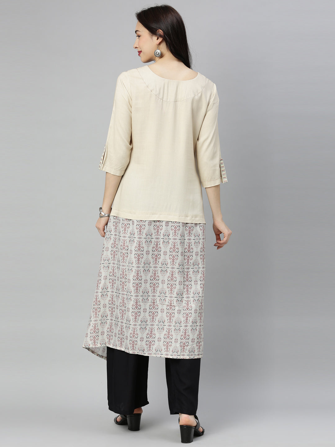 Neerus Beige muslin printed high-low kurta - detail view 4