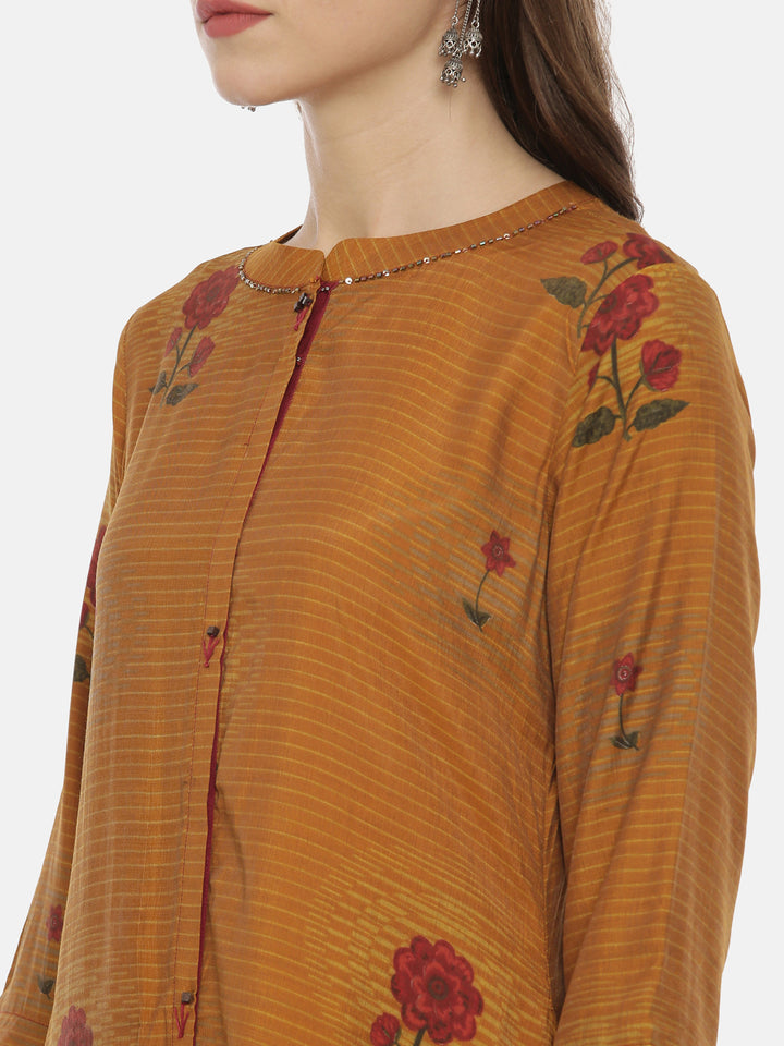 Neerus Brown muslin printed high-low kurta - back view