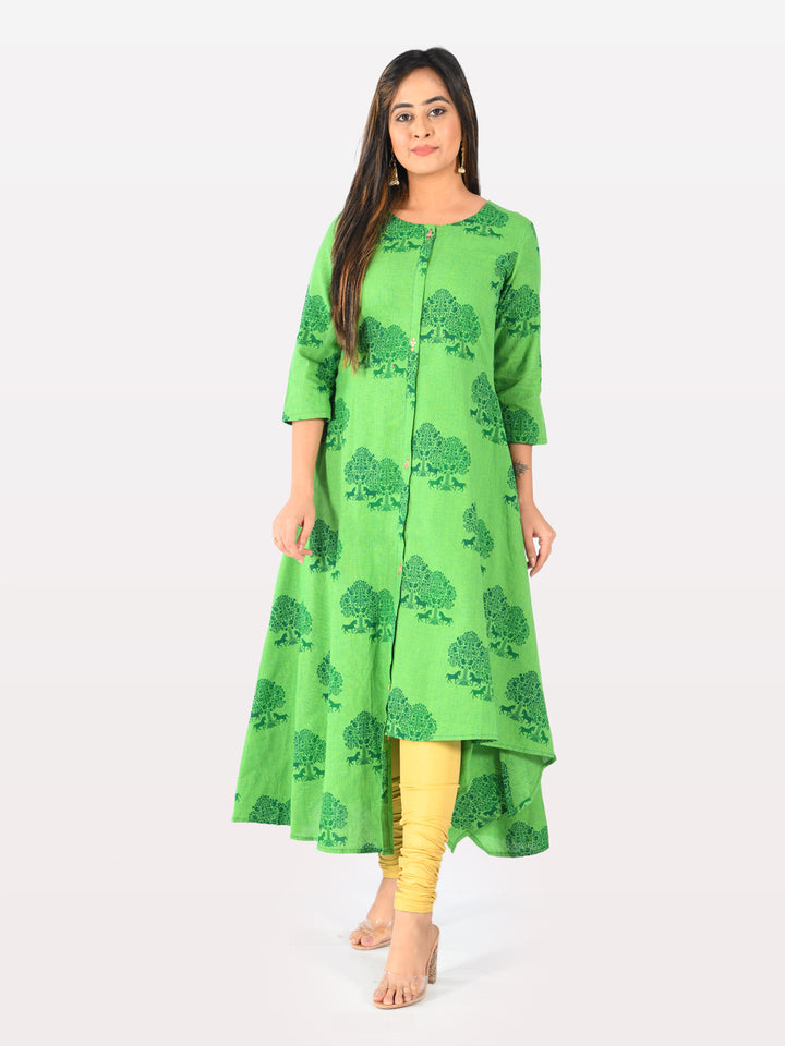 Neerus Green cotton printed high-low kurta - detail view 2