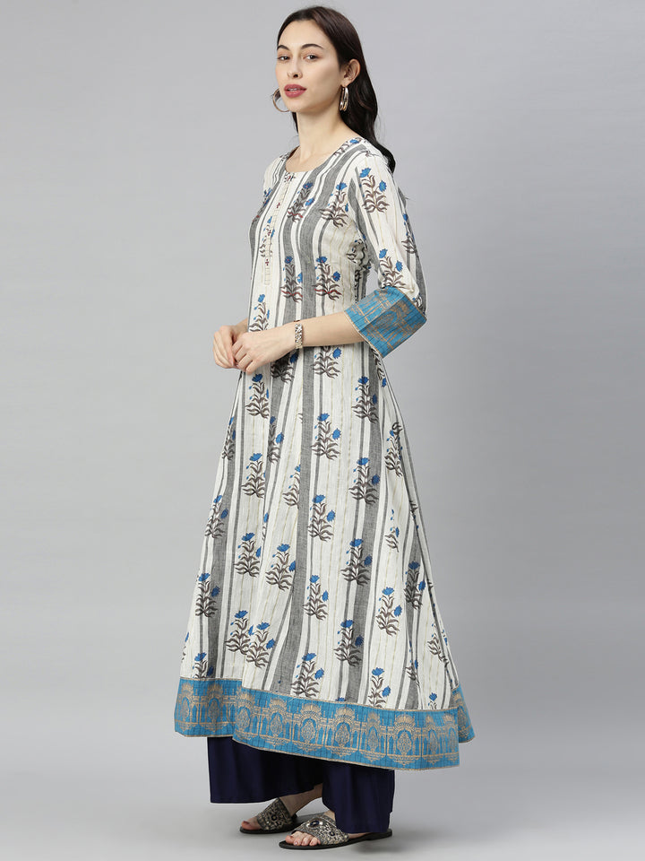 Neerus Grey Embroidered Flared Kurta