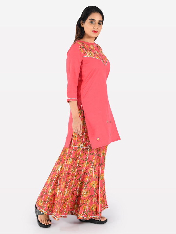 Neerus Pink Printed Straight Kurta
