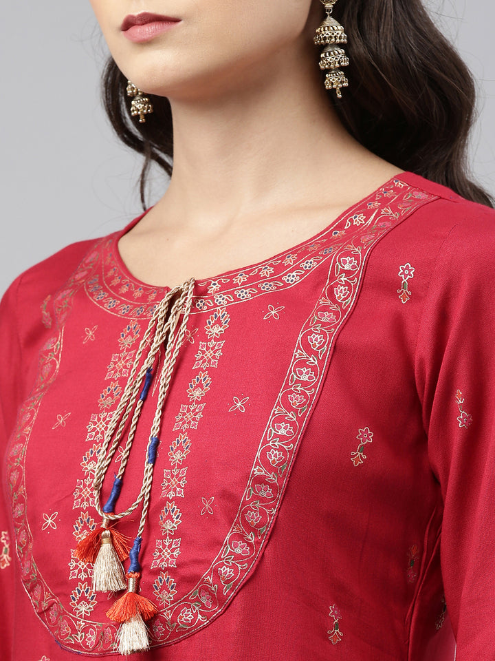 Neerus Red Printed Straight Kurta