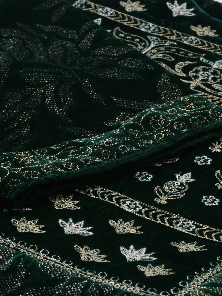 Neerus Green Zari Flared Kurta