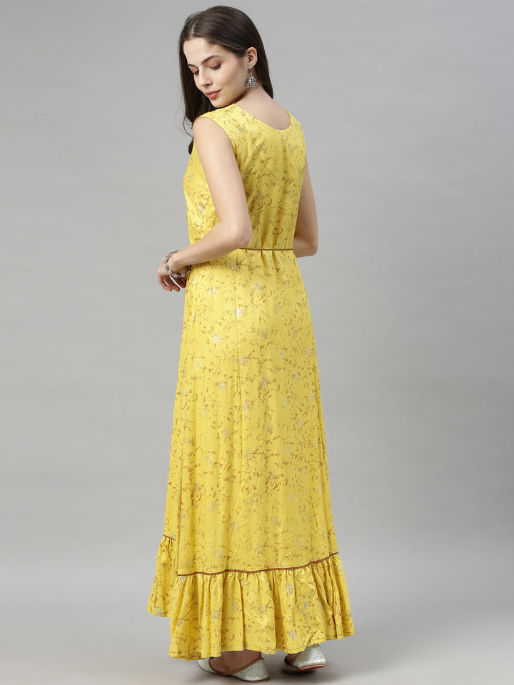 Neerus Yellow Zari Anarkali Kurta
