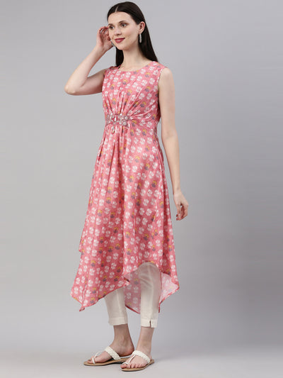 Neeru'S Coral Color Model Fabric Kurta