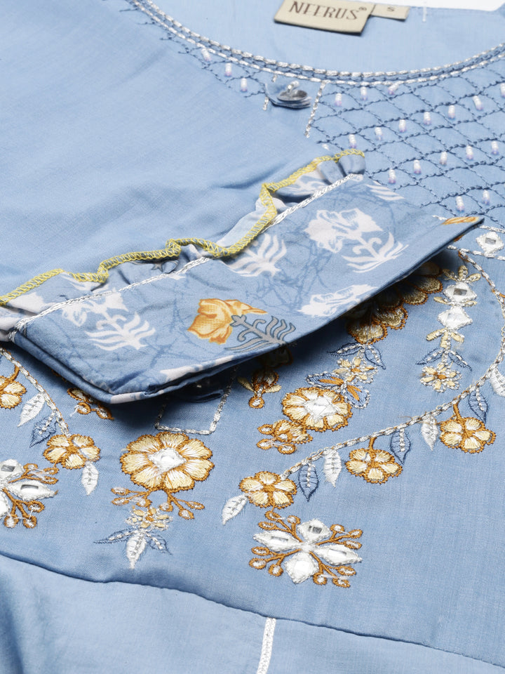 Neerus Blue muslin embroidered anarkali kurta - detail view 3