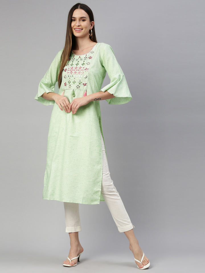 Neerus Green cotton woven kurti geometric yoke design - detail view 3