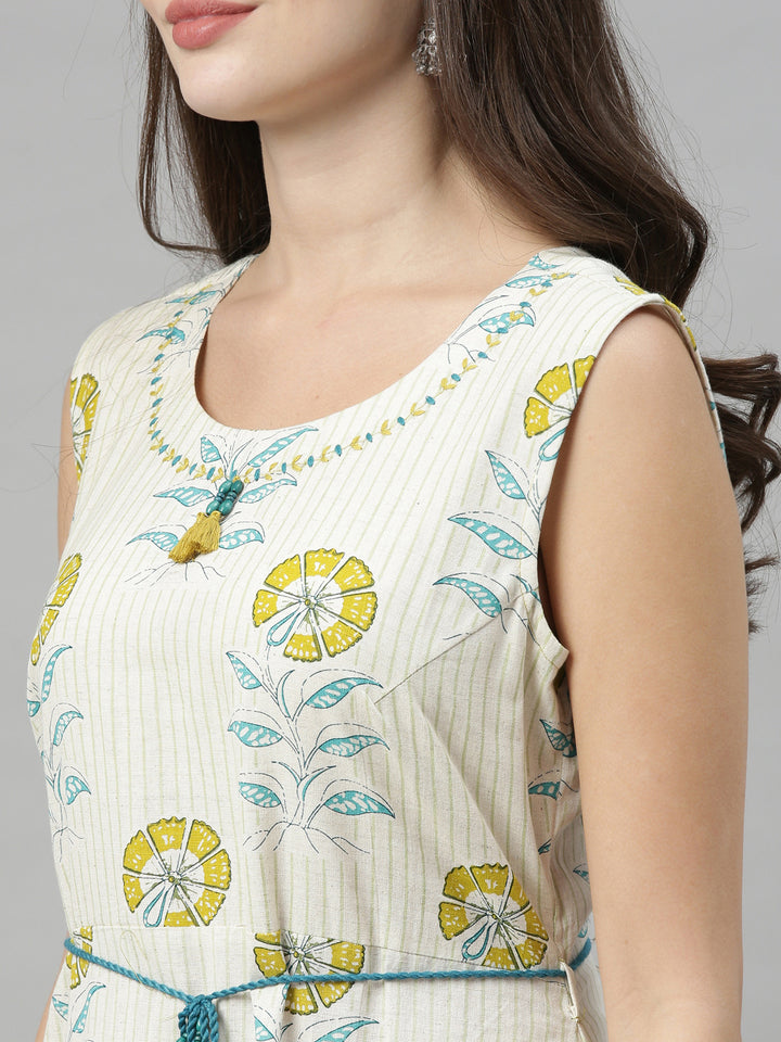 Neerus Off White Printed Flared Kurta