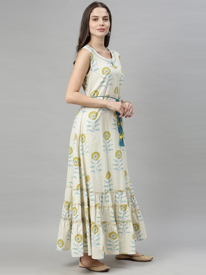 Neerus Off White Printed Flared Kurta