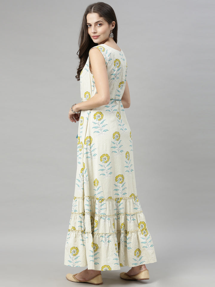 Neerus Off White Printed Flared Kurta