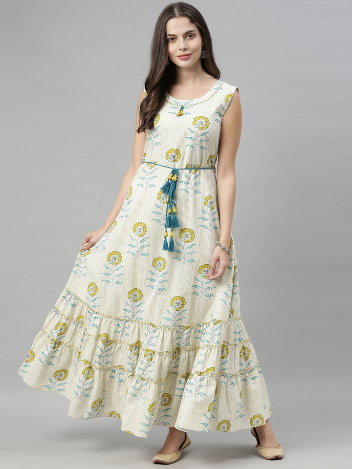 Neerus Off White Printed Flared Kurta