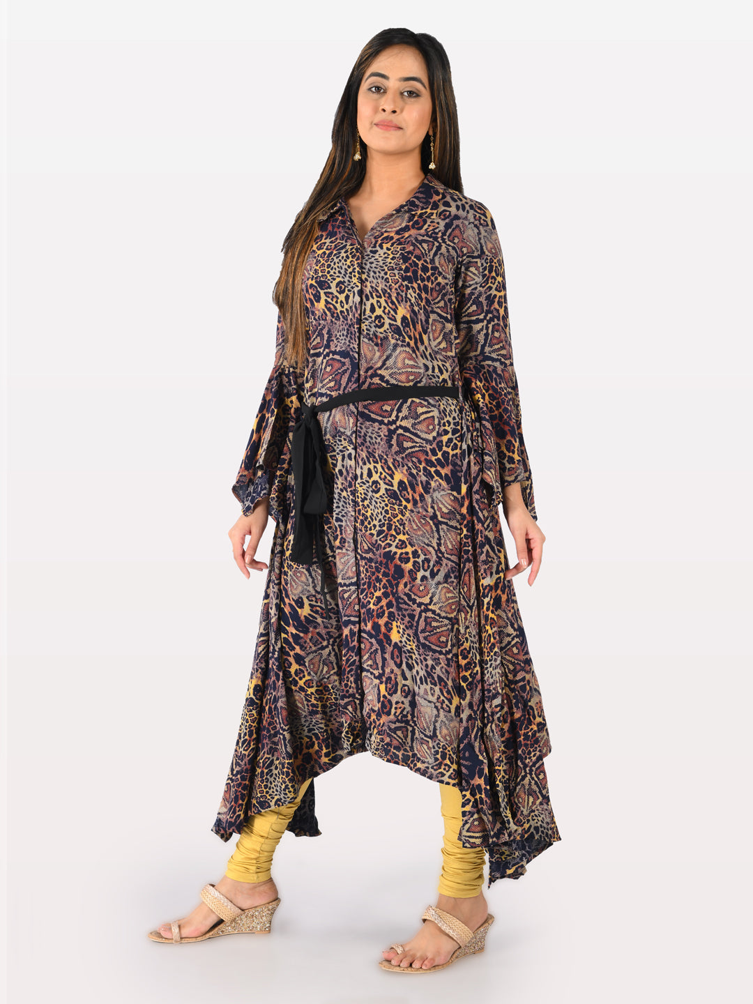 Neerus Multi rayon printed high-low kurta - detail view 2